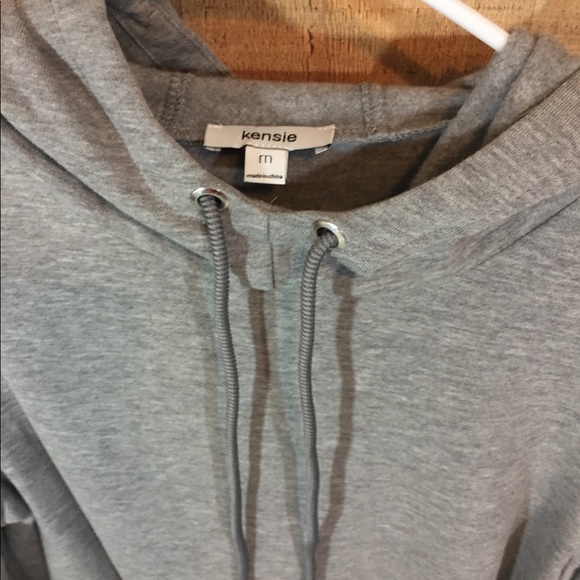 Kensie Pullover Sweater - Picture 6 of 8